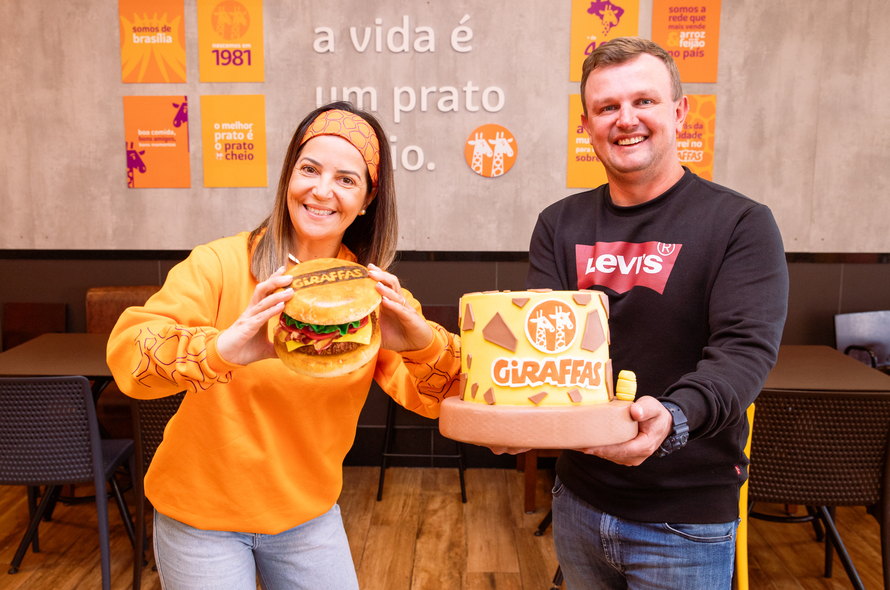 Todo dia é dia de Giraffas com a família