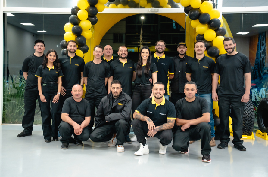 Dunlop e Autovia Pneus: