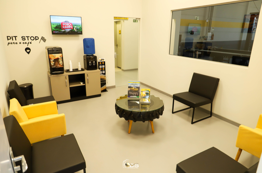 Dunlop e Autovia Pneus: