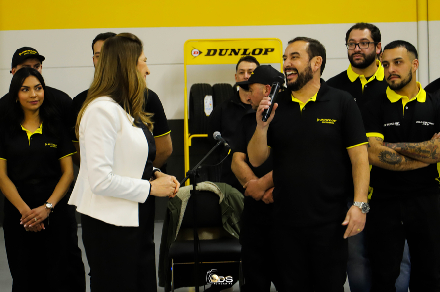 Dunlop e Autovia Pneus: